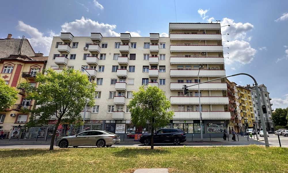 Lefulladt júniusban a budapesti lakásdrágulás motorja, vidéken viszont csúcsra járt